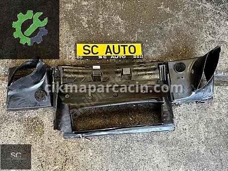 Porsche Panamera Maske çıkma parça