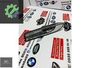 PORSCHE PANAMERA SOL ÇAMURLUK SİNYALİ 97063103302
