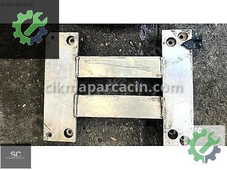 Porsche Panamera Panel / Travers çıkma parça