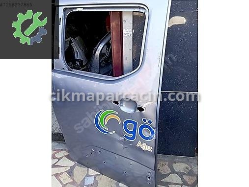 Opel Combo Sağ Kapı çıkma parça