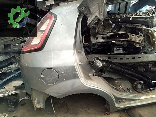 PUNTO SAG ARKA CAMURLU İC DİS ARKA CEYREK