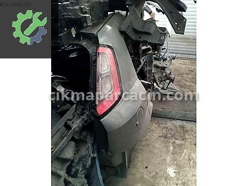 Fiat Punto Sağ Arka Çamurluk çıkma parça