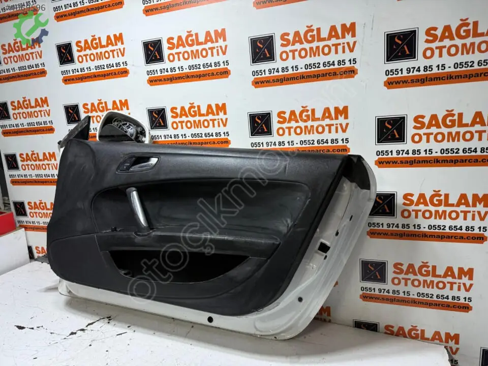 Audi TT Sağ Ön Kapı çıkma parça