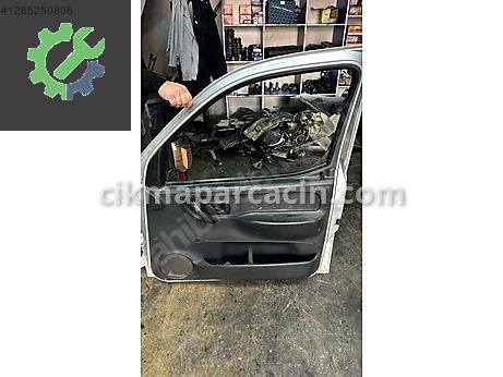 Peugeot Partner Kapı (Ön Sol) çıkma parça