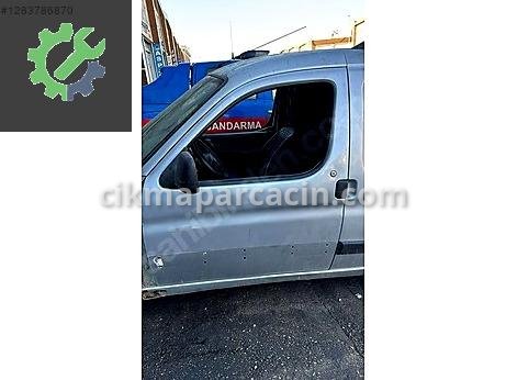 Peugeot Partner Kapı (Ön Sol) çıkma parça