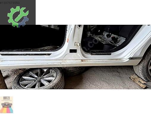 Volkswagen Passat Marşpiyel Sacı çıkma parça