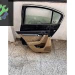 Passat b6 b7 sol arka kapı hasarlı iç dış aksamları mevcut