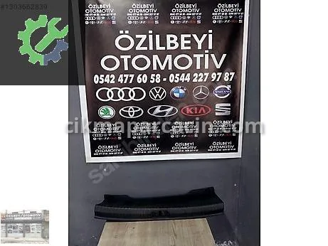 Volkswagen Passat Bagaj Kilit Plastiği çıkma parça