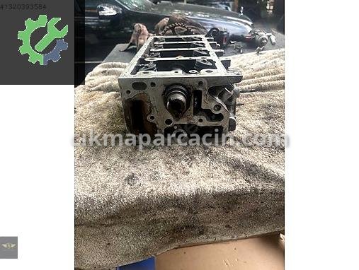 Peugeot 206 Silindir Kapak 9634005110 çıkma parça