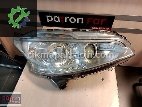 Peugeot 208 Sağ Ön Far çıkma parça