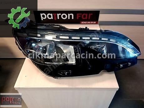 Peugeot 3008 Sağ Ön Far çıkma parça