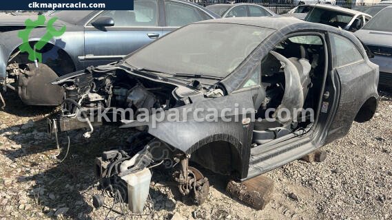 Seat Ibiza Çamurluk çıkma parça