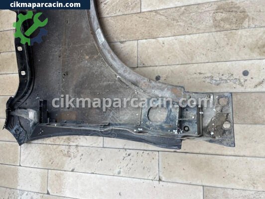 Volkswagen Touareg Çamurluk çıkma parça