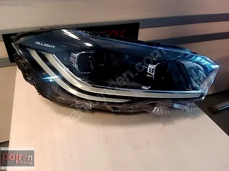 Volkswagen Polo Sağ Ön Far çıkma parça