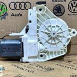 Audi Q5 2009-2017 Çıkma Cam 8K0959812A