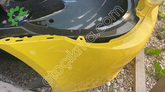 Porsche GT Arka Tampon çıkma parça