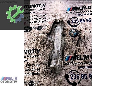 Land Rover Range Rover Ara Bölme Sacı çıkma parça