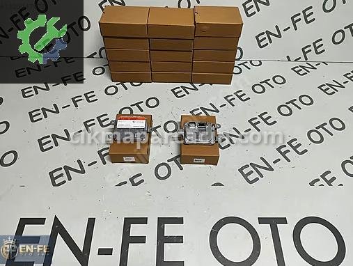 Land Rover Range Rover Far Beyni 10R-0413266 çıkma parça