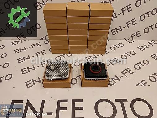 Land Rover Range Rover Far Beyni J8A2-13E005-BB çıkma parça