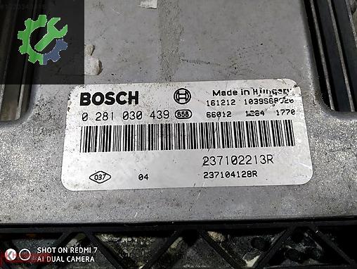 Renault Clio Beyin 237102213R çıkma parça