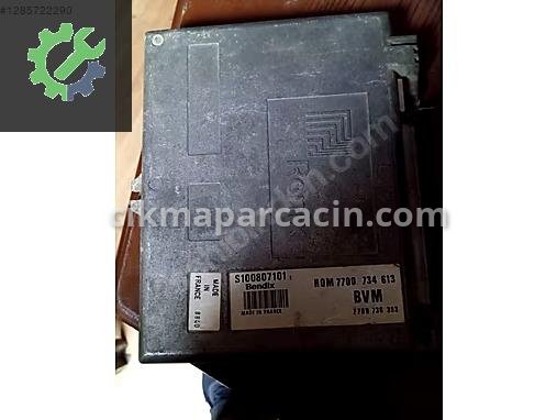 Renault R25 Beyin S100807101 çıkma parça