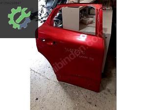RENAULT CAPTUR SAG ARKA KAPİ