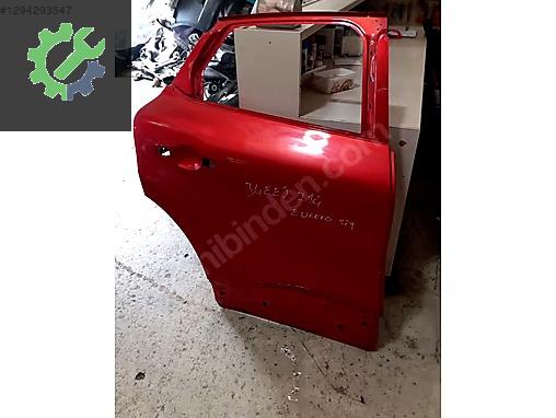 RENAULT CAPTUR SAG ARKA KAPİ