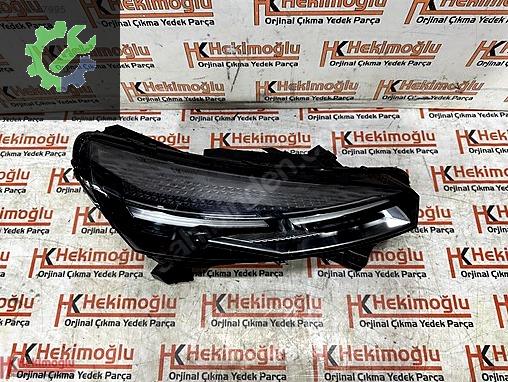 Renault Clio Sağ Ön Far çıkma parça
