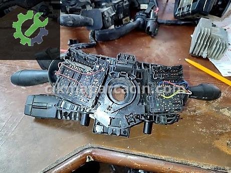 Renault Clio Sinyal Kolu çıkma parça