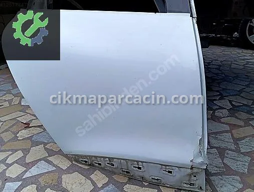 Renault Clio Sağ Arka Kapı çıkma parça