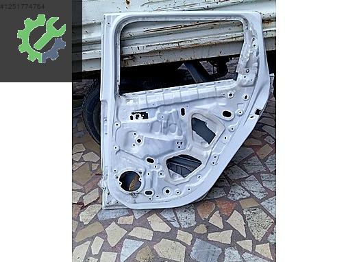 RENAULT CLİO4 GRANDTOUR SAG ARKA KAPİ