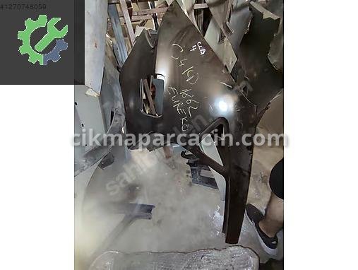 Renault Clio Sağ Arka Çamurluk çıkma parça
