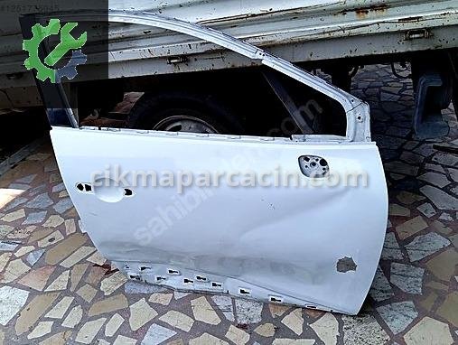 Renault Clio Kapı Menteşesi çıkma parça