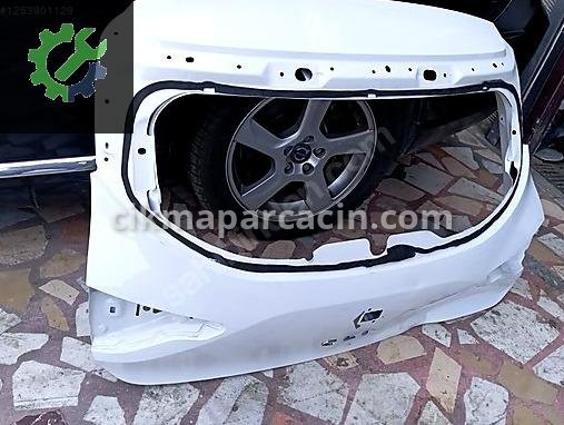 Renault Clio Bagaj Kapağı çıkma parça