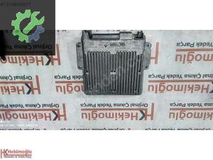 RENAULT CLİO 2 ECU 7700867277 7212 440328 MOTOR BEYNİ