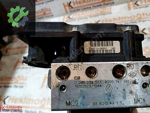 Renault Clio ABS Beyni (Modül) 0265232077 çıkma parça