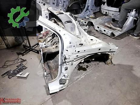 Renault Clio Marşpiyel Sacı çıkma parça