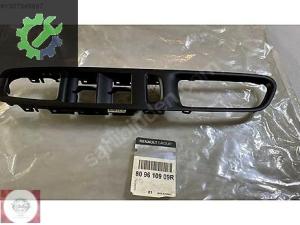 RENAULT CLİO 4 CAPTUR SOL ÖN KUMANDA ÇERÇEVESİ MAİS 809610909R