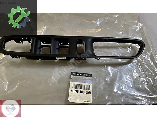 Renault Clio Bakalit 809610909R çıkma parça