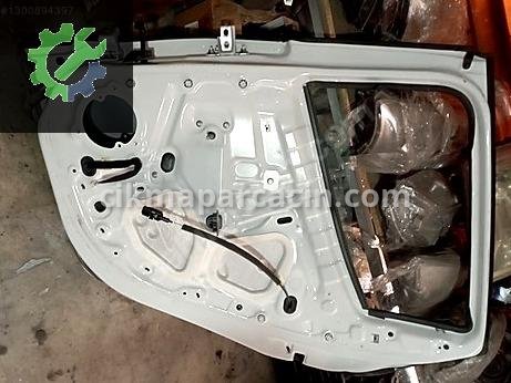 Renault Clio Sağ Arka Kapı çıkma parça