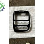 RENAULT CLİO 4 SIFIR ORJİNAL TEYİP ÇERÇEVESİ