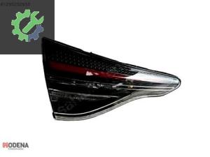 RENAULT CLIO 5.5 2023- ARKA STOP LAMBASI İÇ SOL (ICON) SIFIR