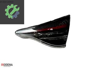 RENAULT CLİO 5.5 2023- İÇ STOP LAMBASI SOL (ICON) SIFIR