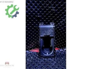 RENAULT CLİO 5 BARDAKLIK 2147263X