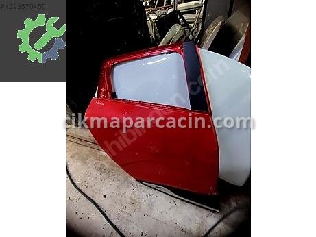 Renault Clio Sağ Arka Kapı çıkma parça