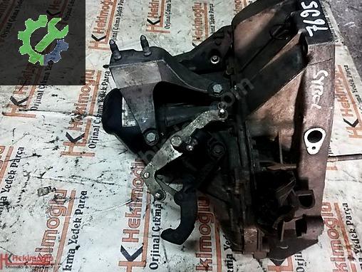 Renault Clio Şanzıman Komple çıkma parça