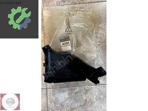RENAULT CLİO SYMBOL SİGORTA KUTU KAPAĞI ORJİNAL MAİS 7700435378