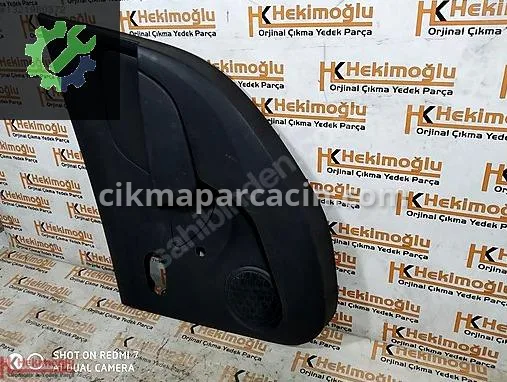 Dacia Sandero Kapı Döşemesi 829A02084R çıkma parça