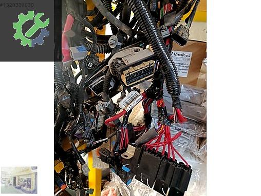 Renault Express Elektrik Tesisatı Çıkma Parça