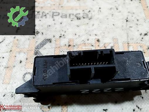 Renault Megane Beyin 259906372R çıkma parça
